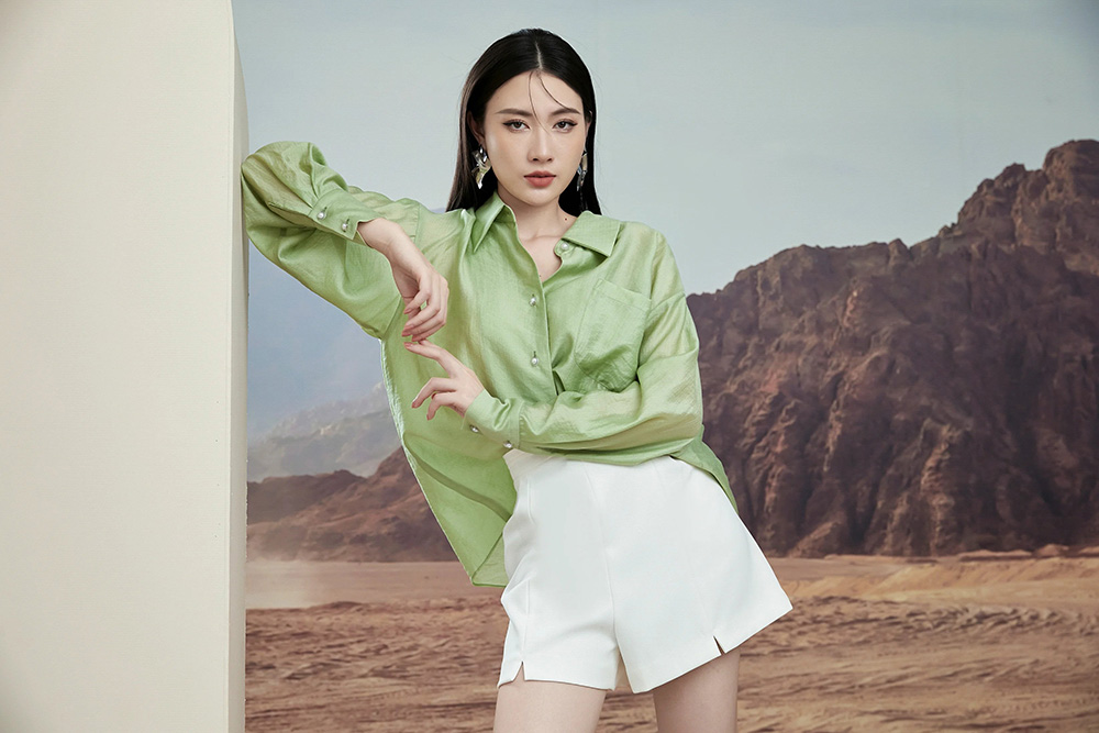 Ghi chú công thức phối đồ chân váy xếp ly ngắn “đẹp như mơ” của những tín đồ thời trang.